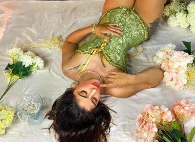 Live sex webcam photo for SophiaJon #290168379