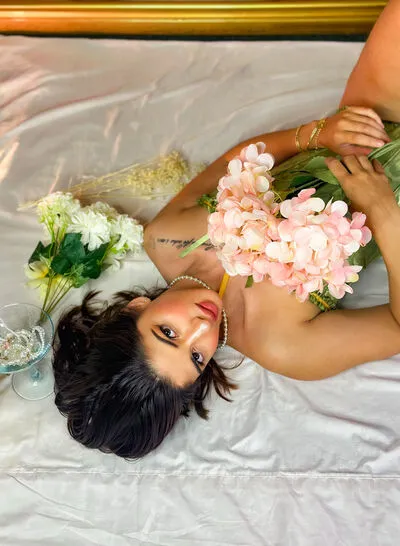 Live sex webcam photo for SophiaJon #290168382