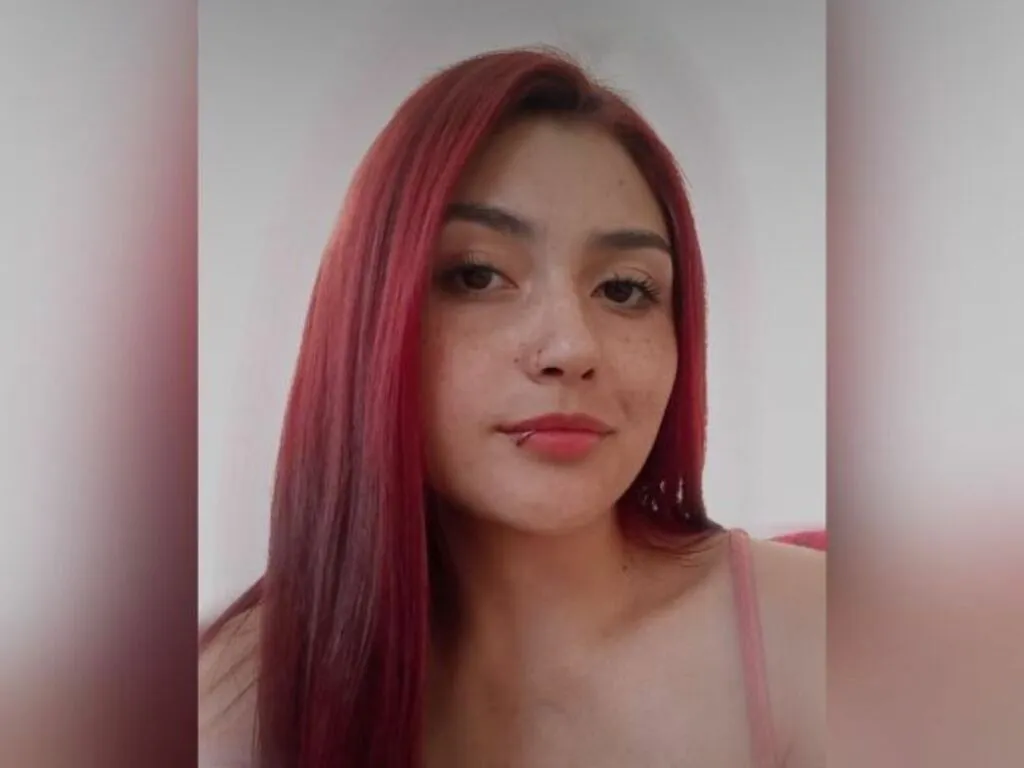 Live sex webcam photo for StefanyMedina #276663500