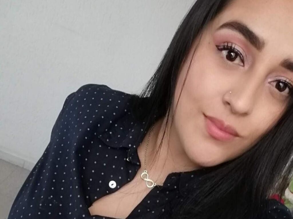 Live sex webcam photo for SusanaCooks #276550392