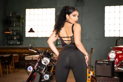 Live sex webcam photo for SusanaLeone #290127037