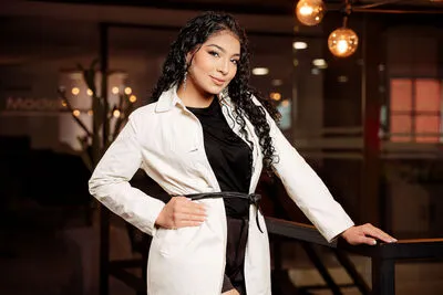 Live sex webcam photo for SusanaLeone #290127115