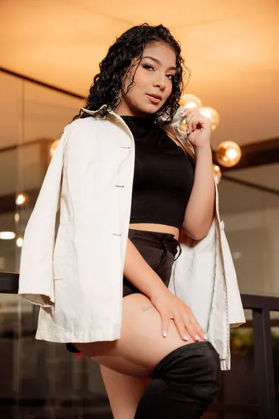 Live sex webcam photo for SusanaLeone #290127121