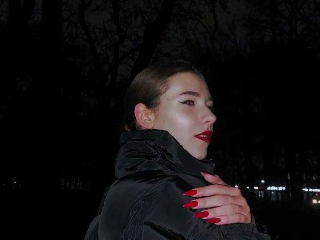 Live sex webcam photo for TaiteBlink #276859098