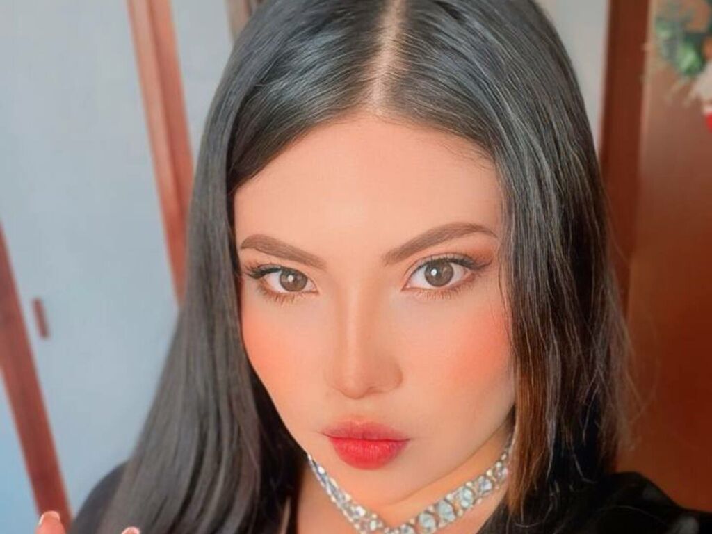 Live sex webcam photo for TaraSimmond #277452574