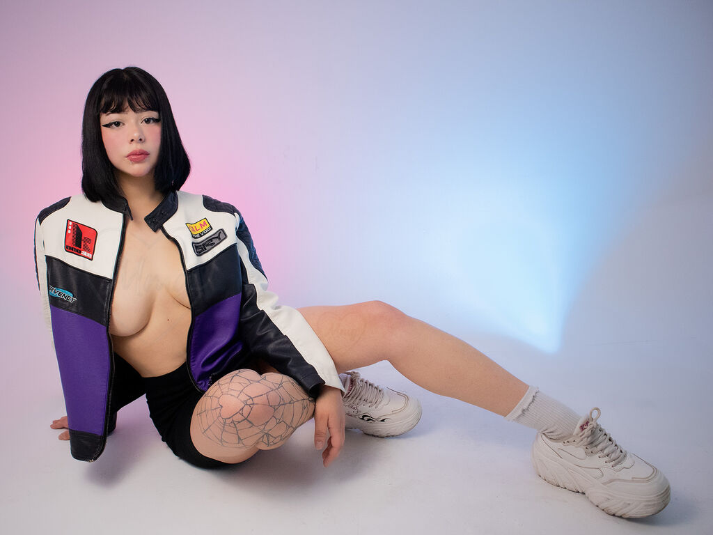 Live sex webcam photo for TomokoSof #277178840