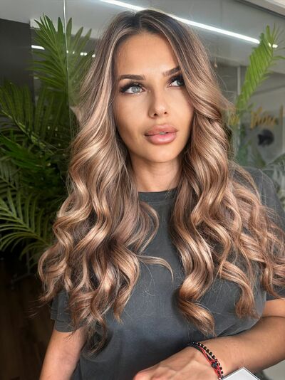 Live sex webcam photo for ValerieNicolle #290193816