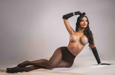 Live sex webcam photo for ValeryEvan #290085377