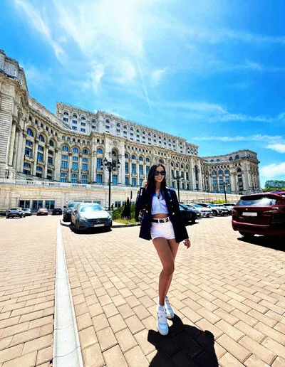 Live sex webcam photo for ValeryEvan #290085379