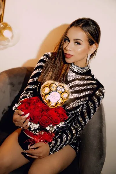 Live sex webcam photo for VanesaBellini #290085570