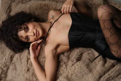 Live sex webcam photo for VanessaOssry #290170610