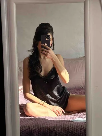 Live sex webcam photo for VanessaOssry #290170646
