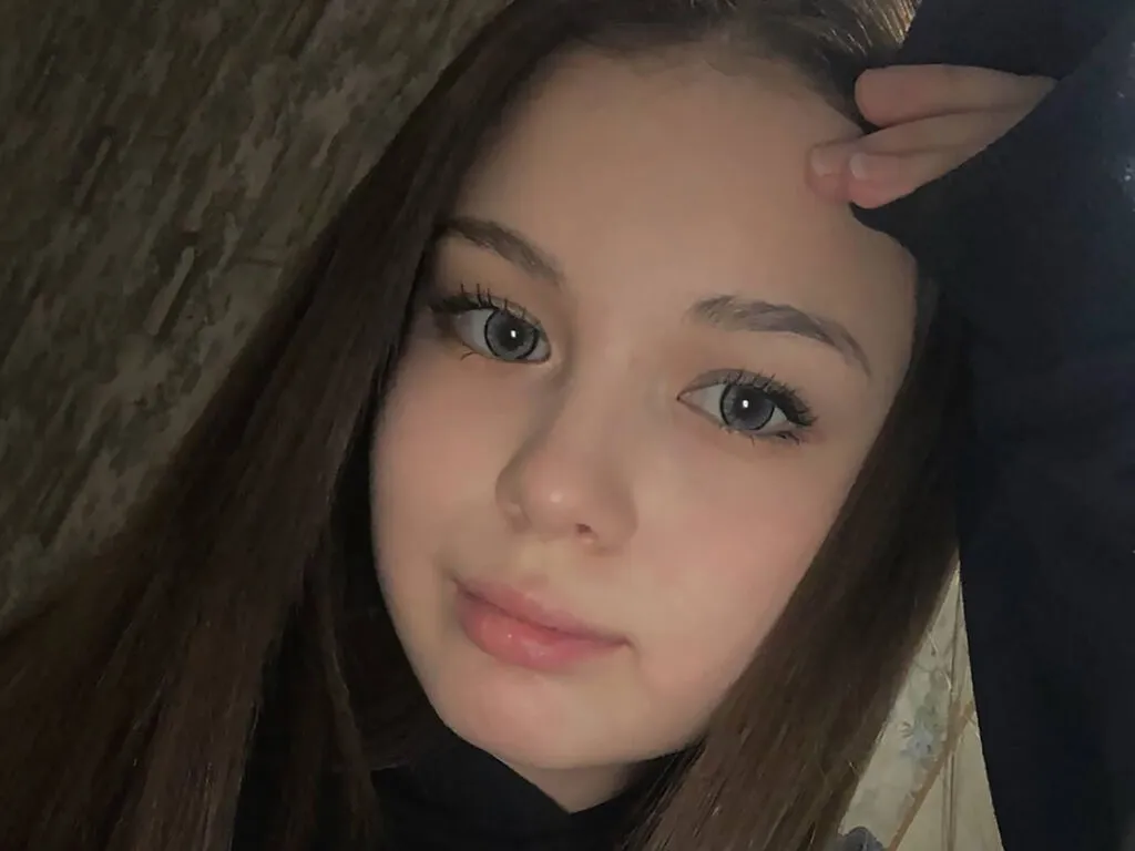 Live sex webcam photo for VanessaShiny #275891653