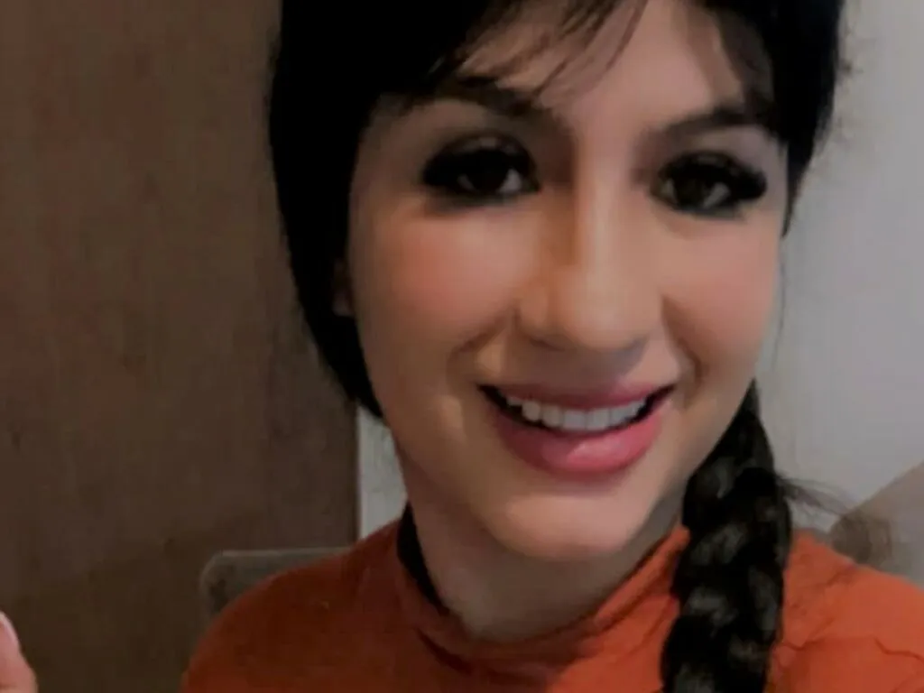 Live sex webcam photo for VanessaSoll #277168354