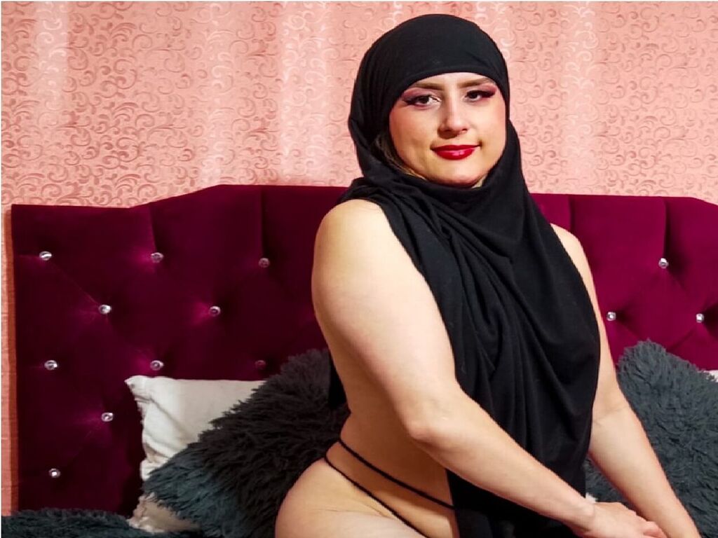 Live sex webcam photo for VanezaStrocit #277757325