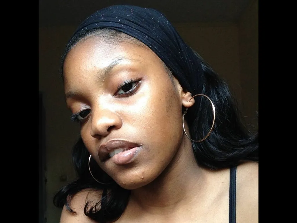 Live sex webcam photo for VaniaPerez #276481067