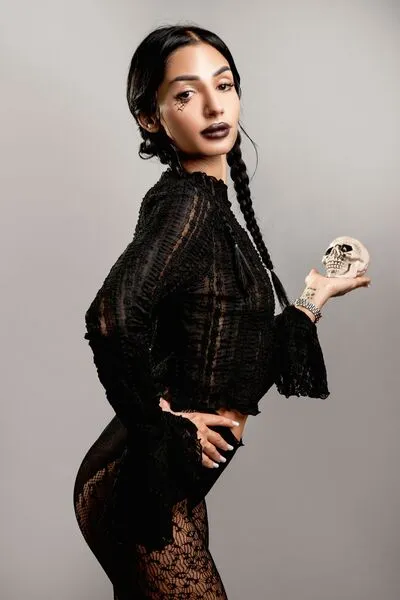 Live sex webcam photo for VickyMendez #290193465