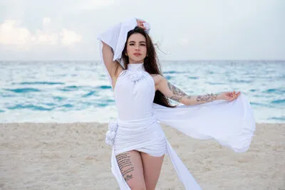 Live sex webcam photo for VivianBasset #290139191