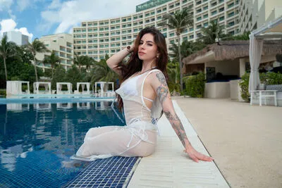 Live sex webcam photo for VivianBasset #290139207