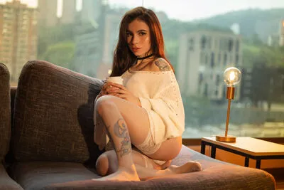 Live sex webcam photo for VivianBasset #290139258