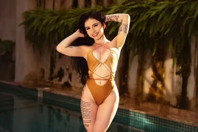 Live sex webcam photo for VivianBasset #290139343