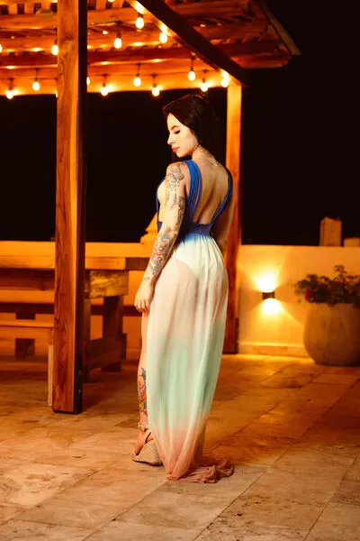 Live sex webcam photo for VivianBasset #290139363