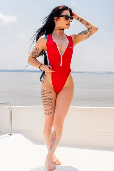 Live sex webcam photo for VivianBasset #290139374