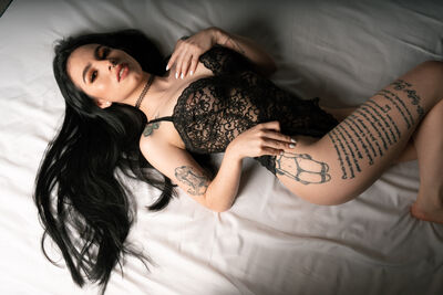 Live sex webcam photo for VivianBasset #290139484