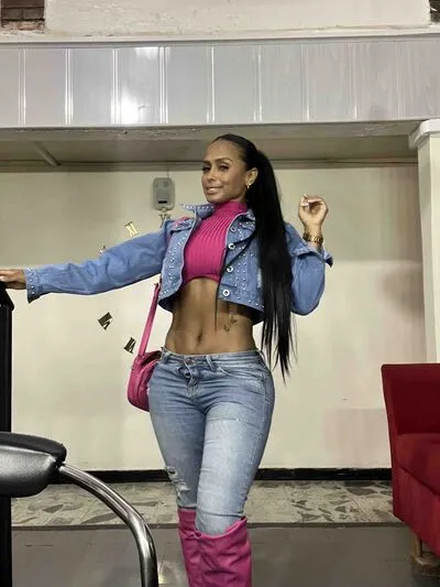 Live sex webcam photo for VivianaTaylor #290122491