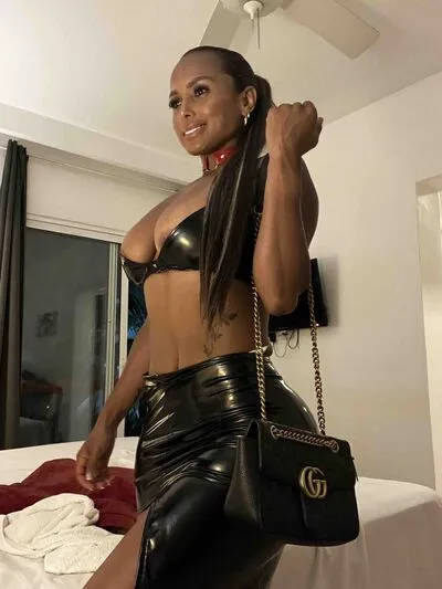 Live sex webcam photo for VivianaTaylor #290122552