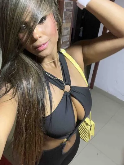 Live sex webcam photo for VivianaTaylor #290122555