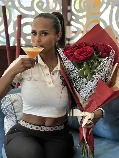 Live sex webcam photo for VivianaTaylor #290122572