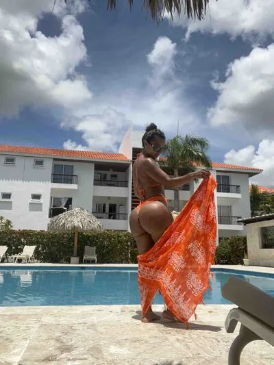 Live sex webcam photo for VivianaTaylor #290122576