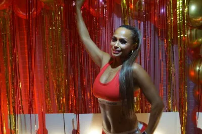 Live sex webcam photo for VivianaTaylor #290122595