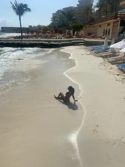 Live sex webcam photo for VivianaTaylor #290122616