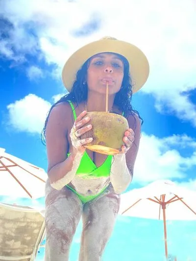 Live sex webcam photo for VivianaTaylor #290122625