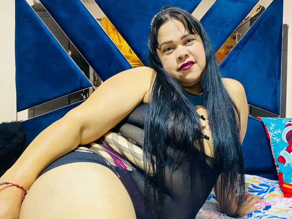 Live sex webcam photo for XimenaCordoba #277162873