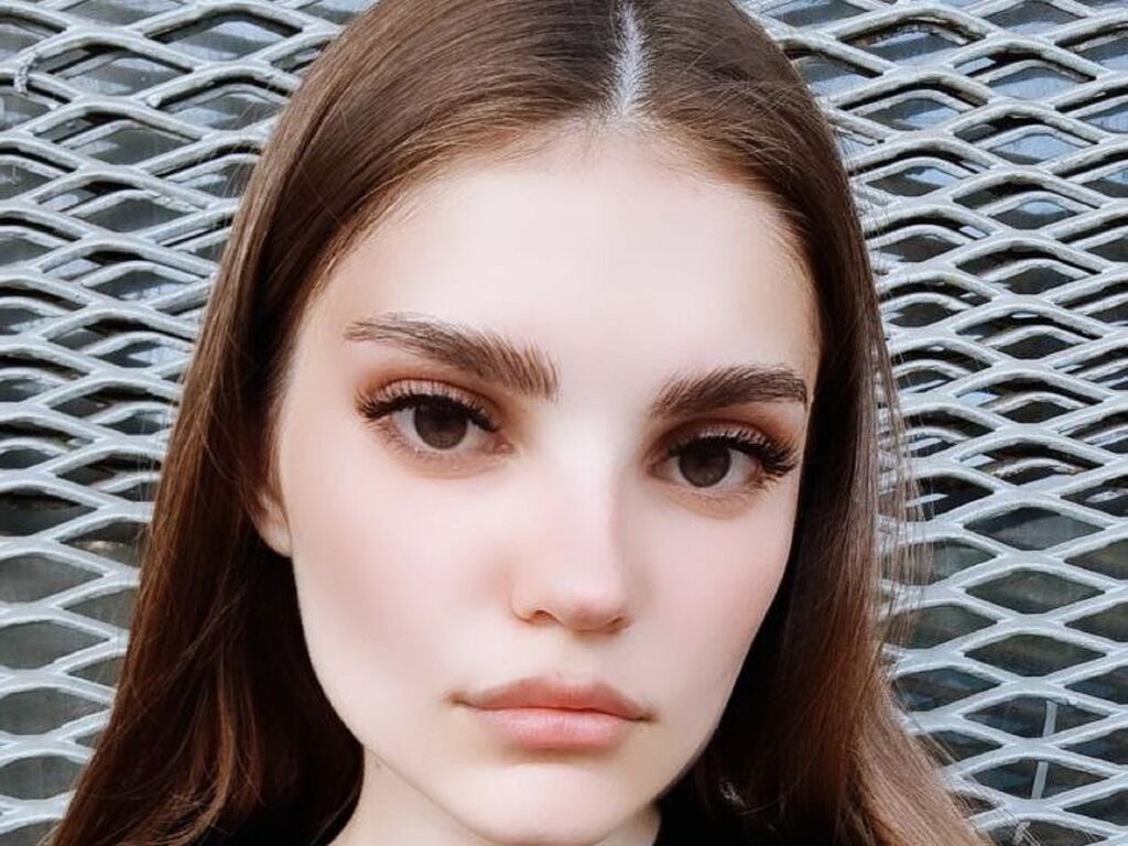 Live sex webcam photo for ZaraBluett #276714789