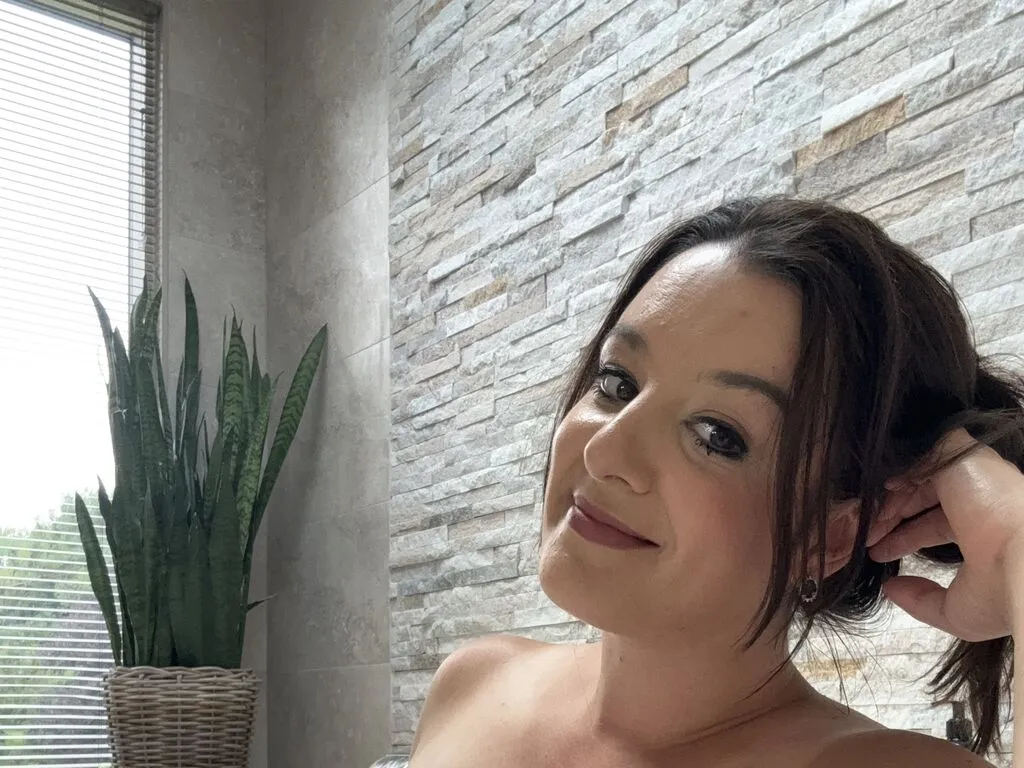 Live sex webcam photo for mysteryriver
