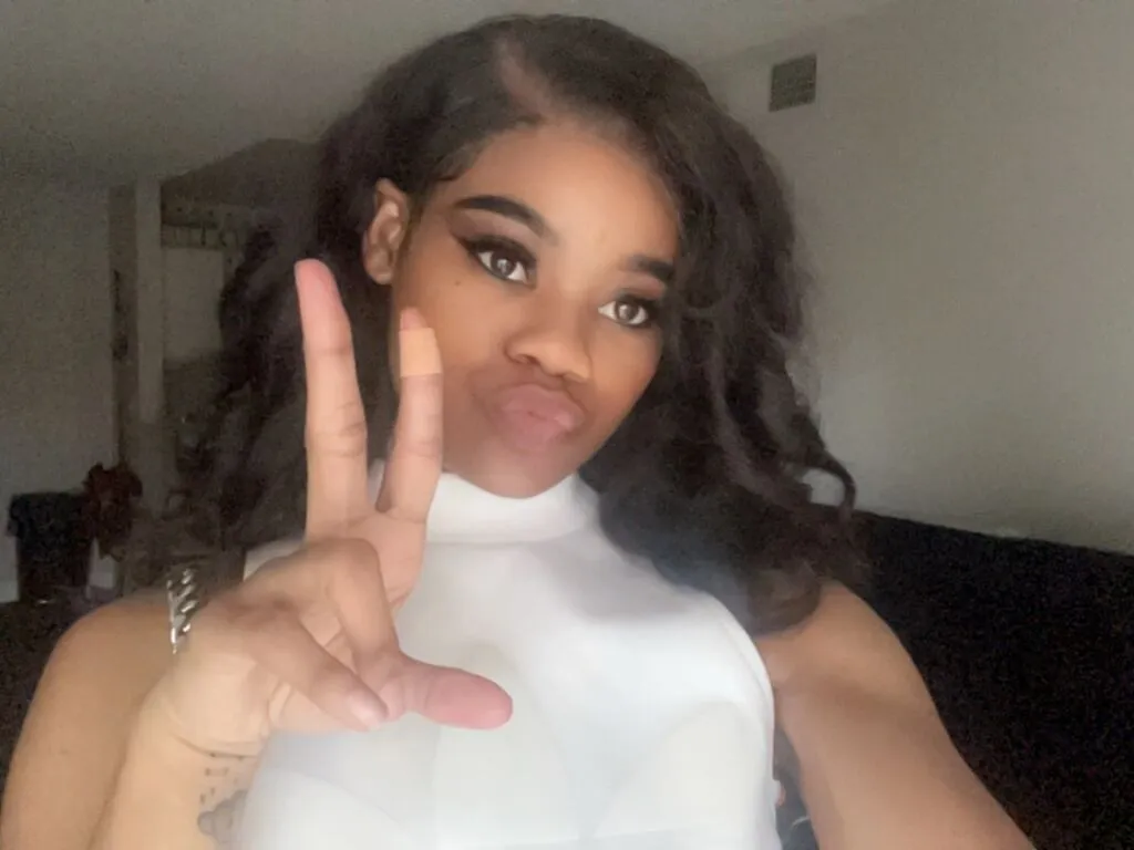 Live sex webcam photo for xKyndalx #278262551