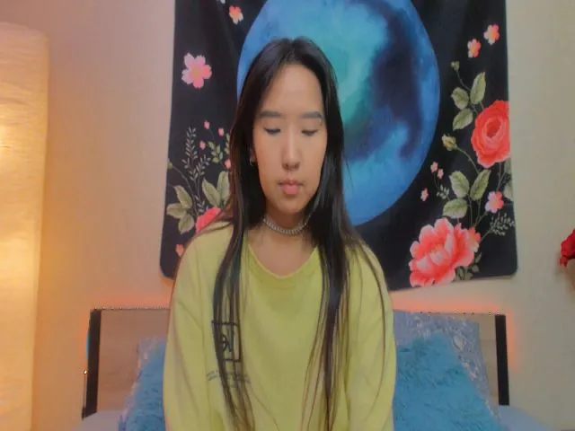 Live sex webcam photo for A11yson #272600469