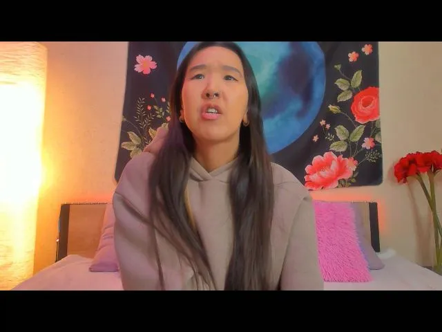 Live sex webcam photo for A11yson #272857551