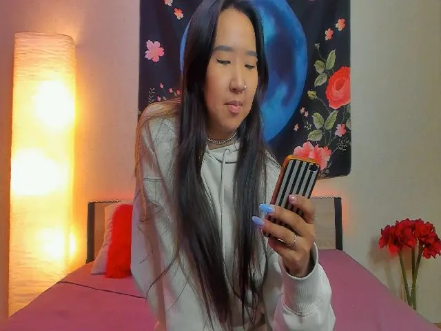 Live sex webcam photo for A11yson #273002660