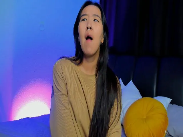 Live sex webcam photo for A11yson #273286988