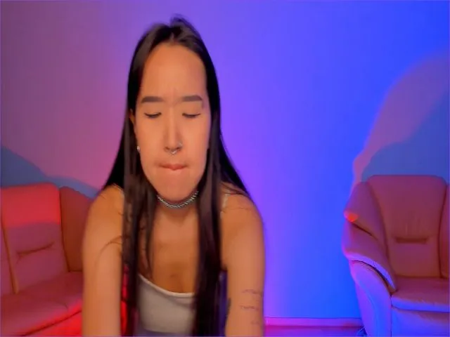 Live sex webcam photo for A11yson #273429879