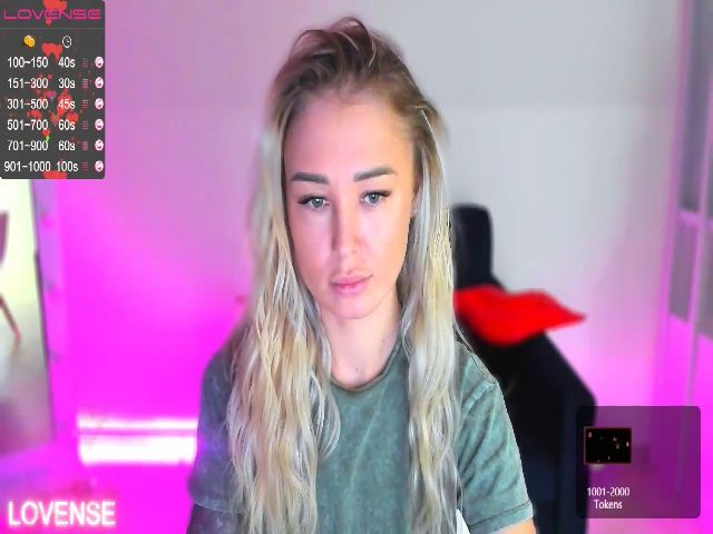 Live sex webcam photo for AAA_Yas #272151628