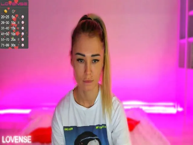 Live sex webcam photo for AAA_Yas #272220428