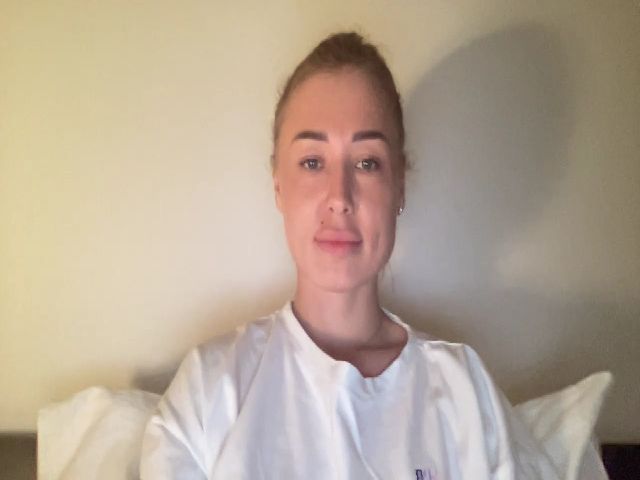 Live sex webcam photo for AAA_Yas #273005119