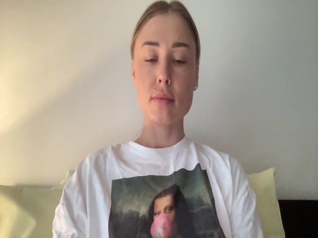 Live sex webcam photo for AAA_Yas #273024243