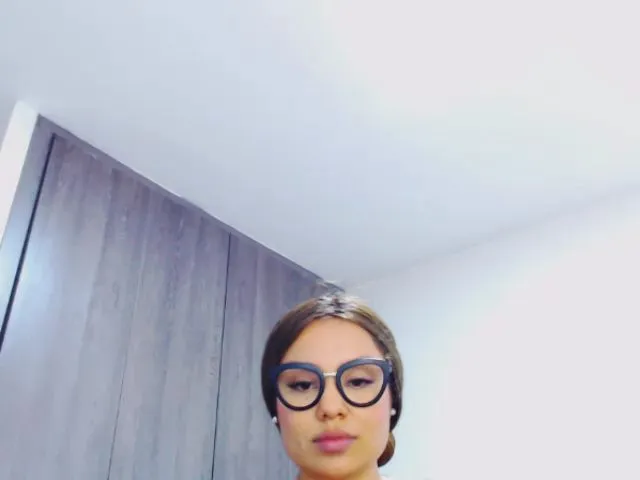 Live sex webcam photo for ANGE_TIS #272675156